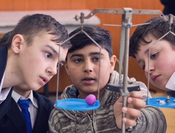 Profesorii care schimbă jocul